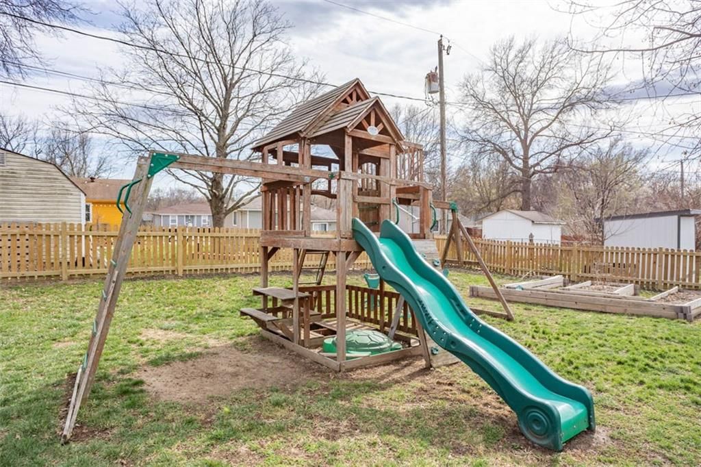 5407 Locust Avenue — photo 48