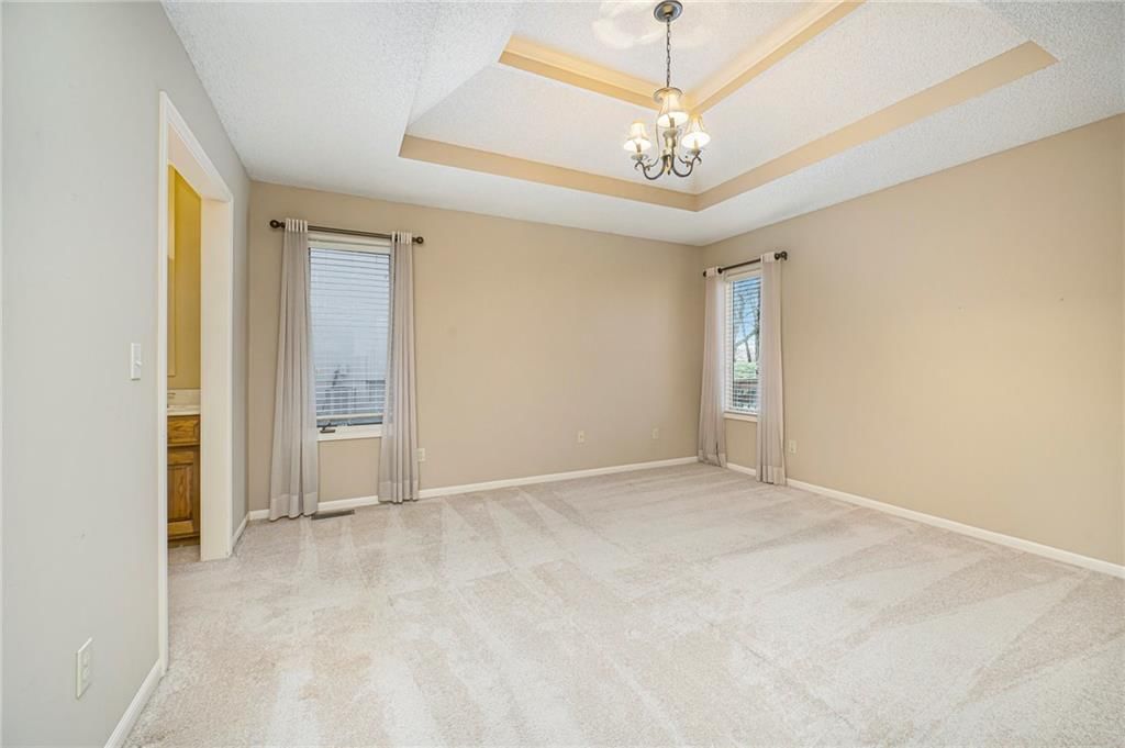 7425 N Prospect Avenue — photo 10