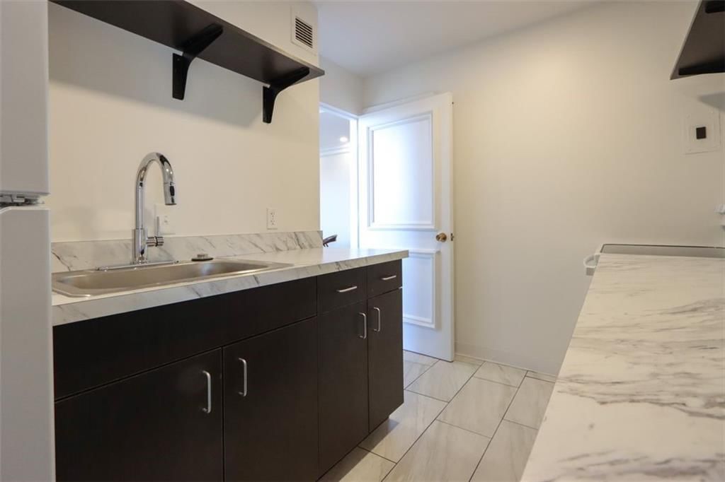 4545 Wornall Road — photo 31