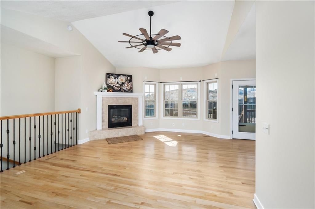 2250 Valley View Drive — photo 6