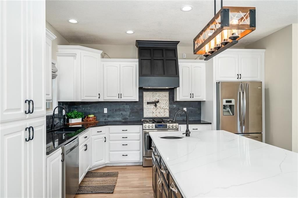 2250 Valley View Drive — photo 18