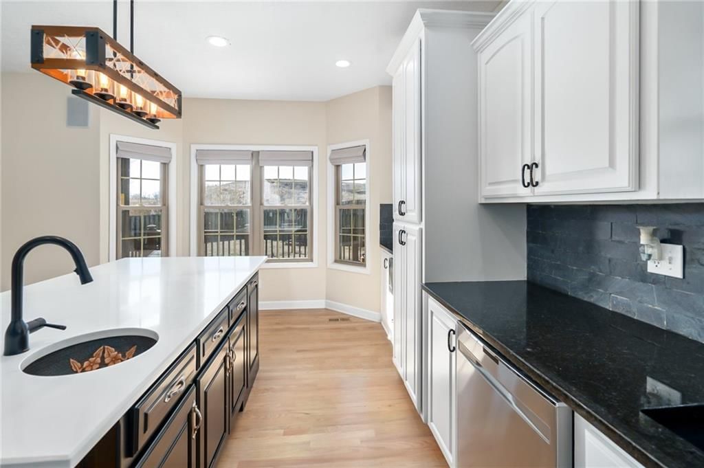 2250 Valley View Drive — photo 22