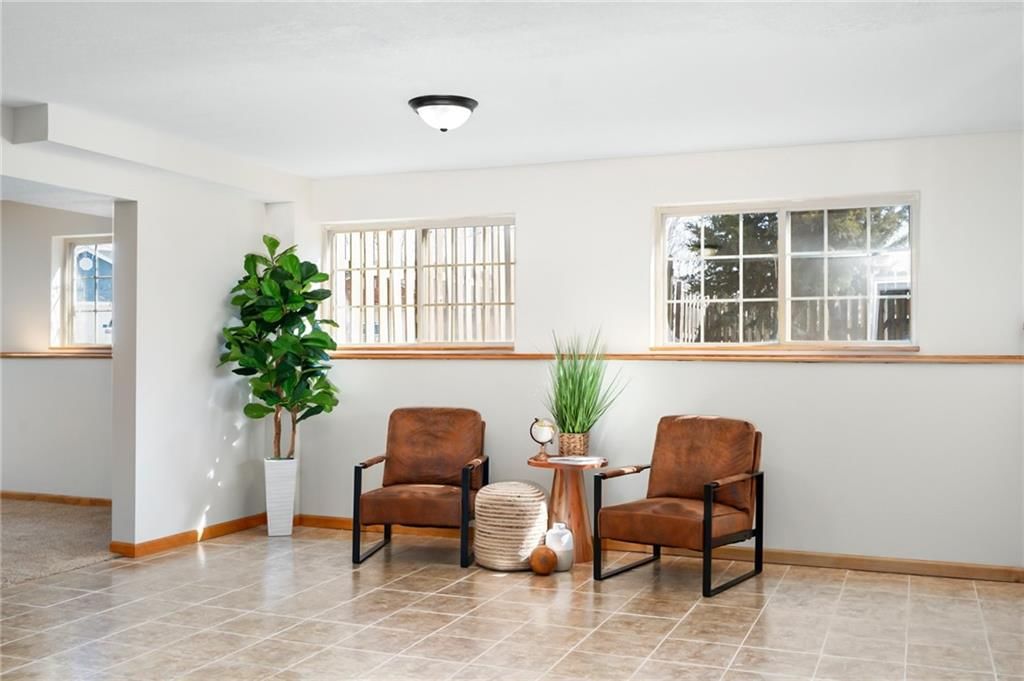 2250 Valley View Drive — photo 39