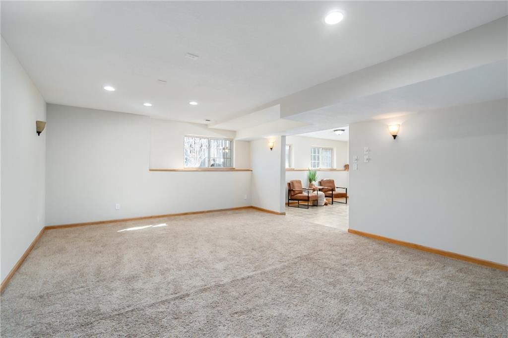2250 Valley View Drive — photo 42