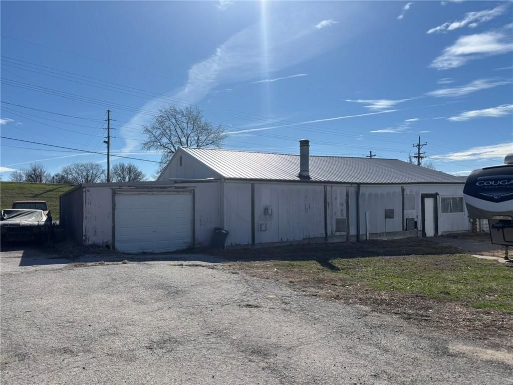 3137 Pear Street — photo 10