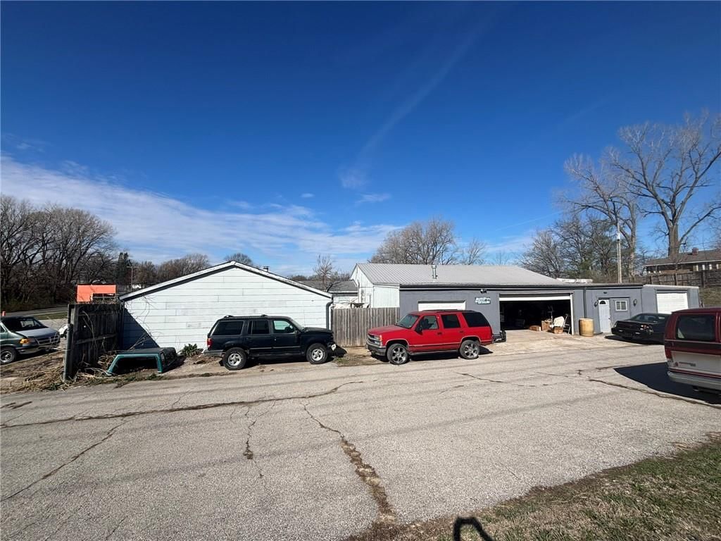 3137 Pear Street — photo 12