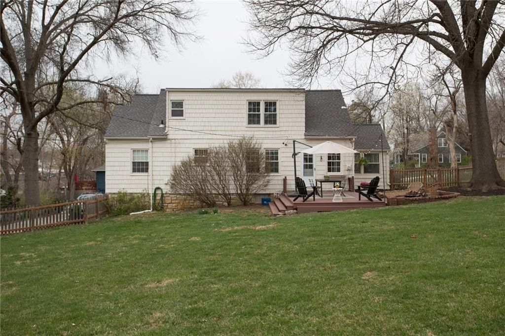 5805 W 61st Street — photo 31