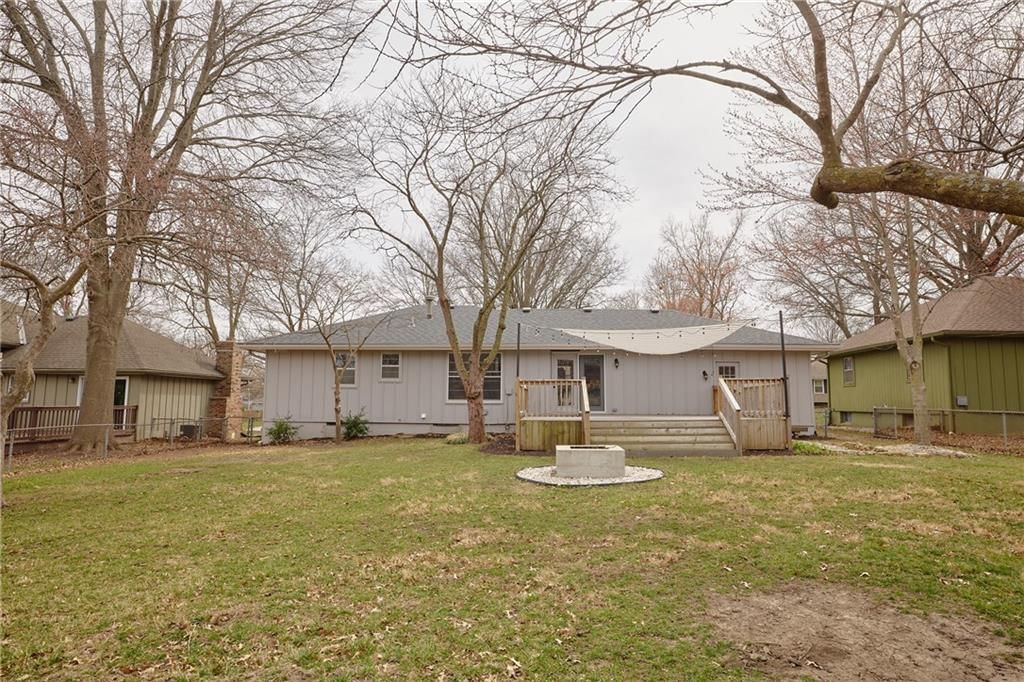 1210 SE Brookwood Street — photo 32