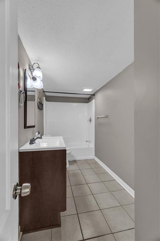 Photo 32 of 45 - 20199 W 224th Street