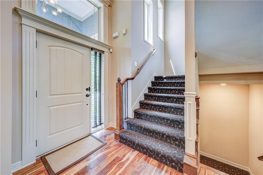 9709 Hollis Lane — photo 5