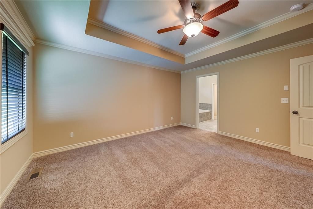 9709 Hollis Lane — photo 8