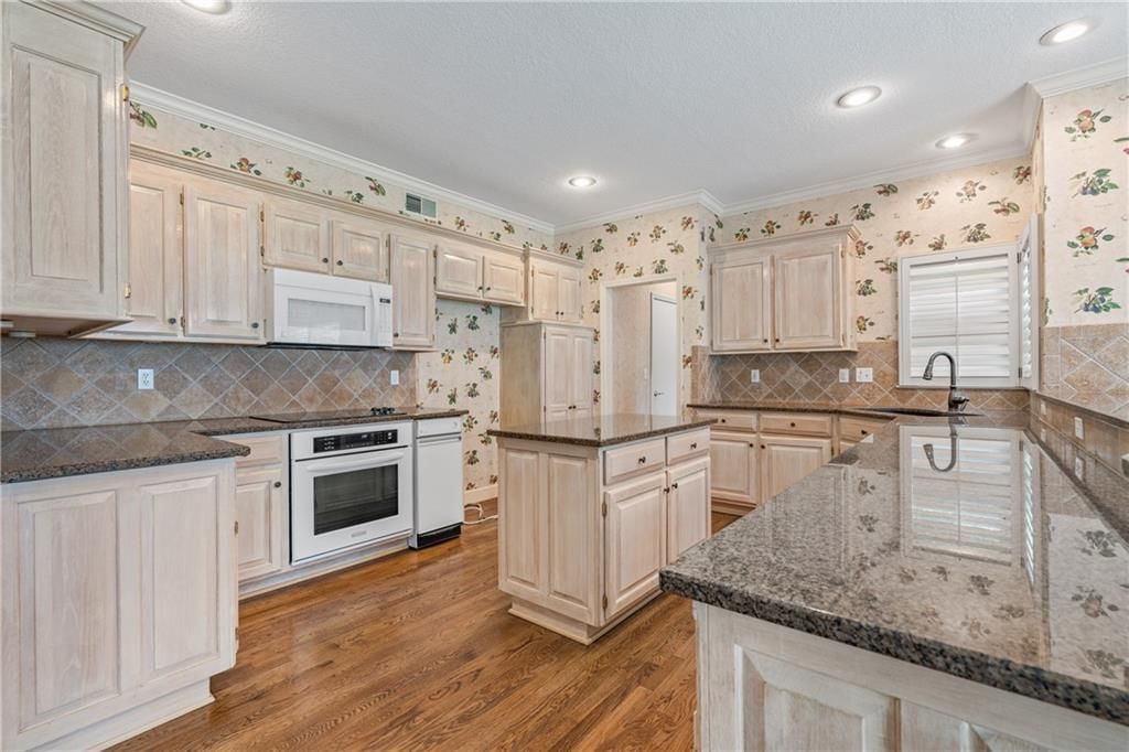 13144 El Monte Drive — photo 20