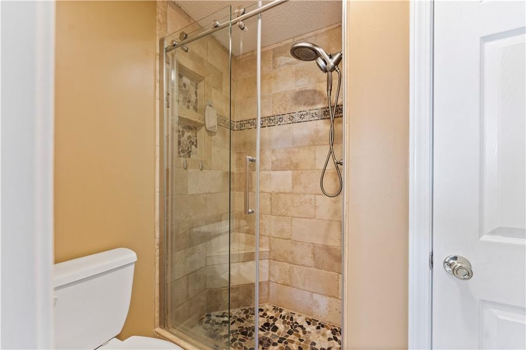 Photo 21 of 43 - 7171 SE Timberlake Drive