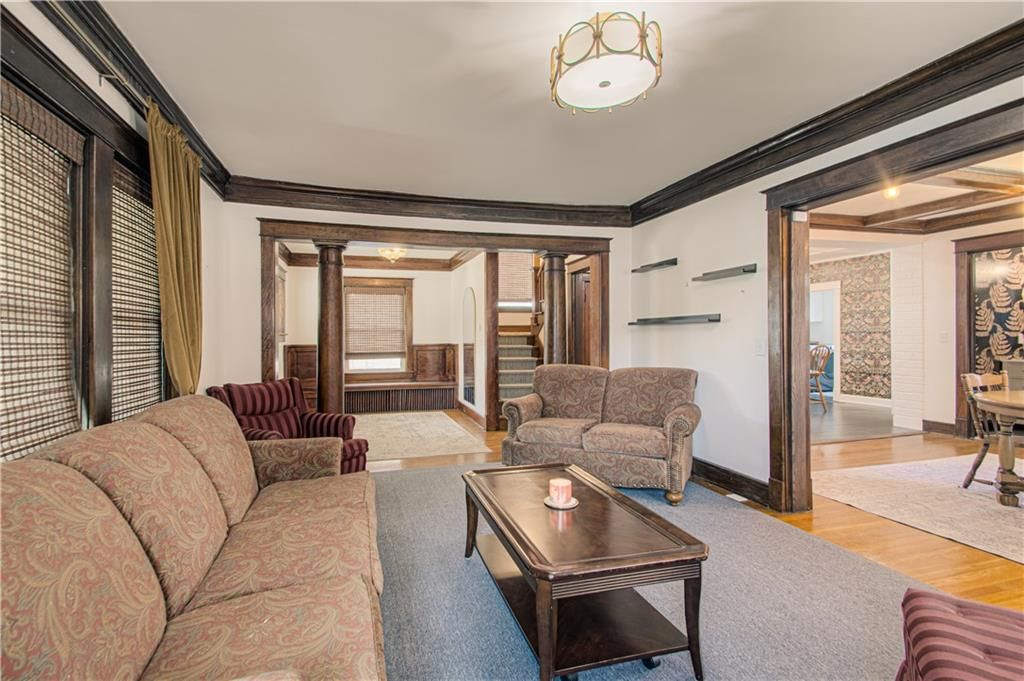 3008 E Linwood Boulevard — photo 10