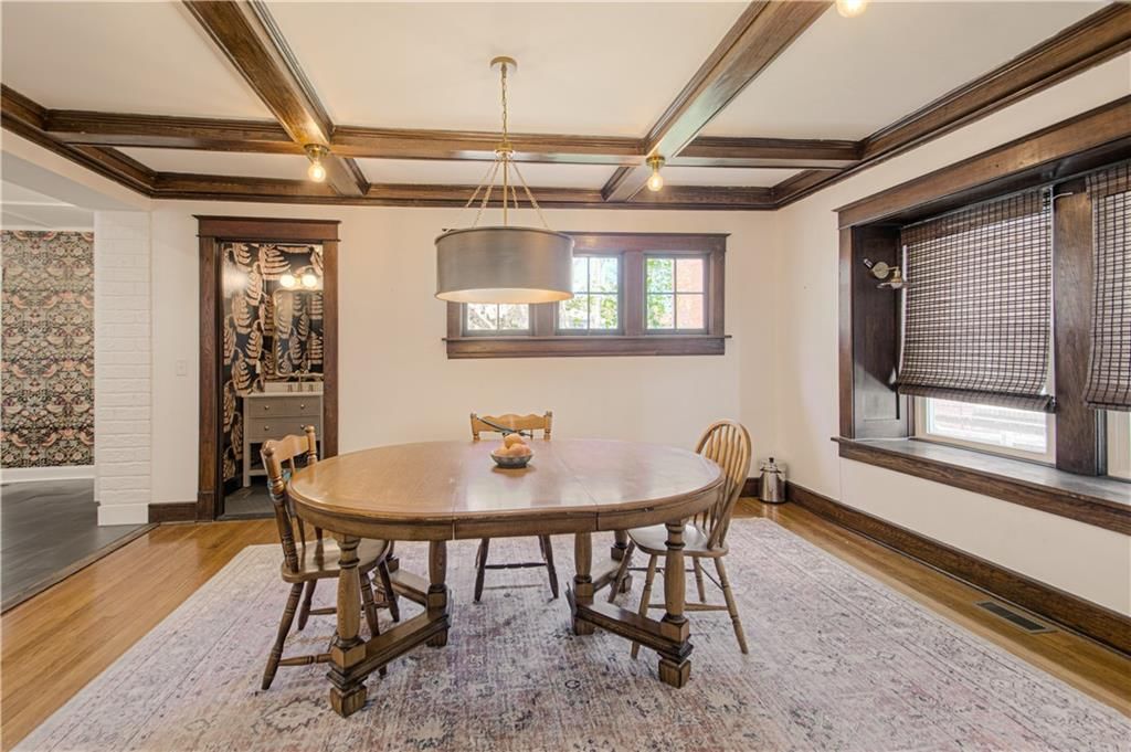 3008 E Linwood Boulevard — photo 15
