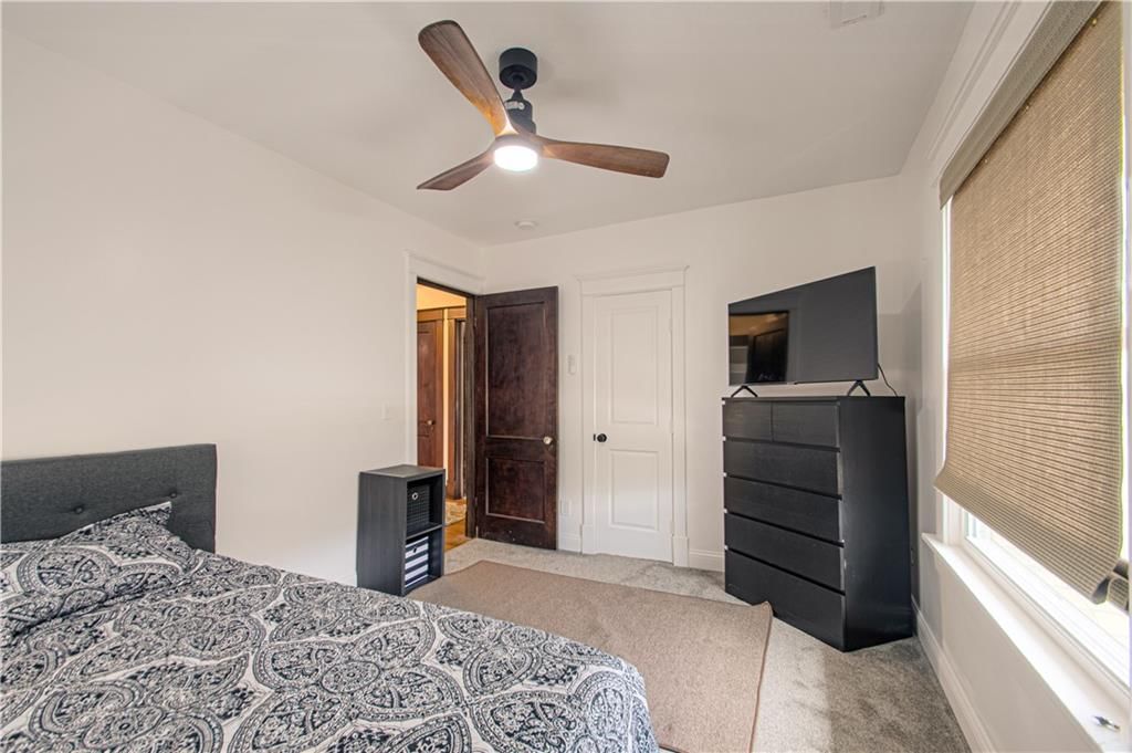 3008 E Linwood Boulevard — photo 24