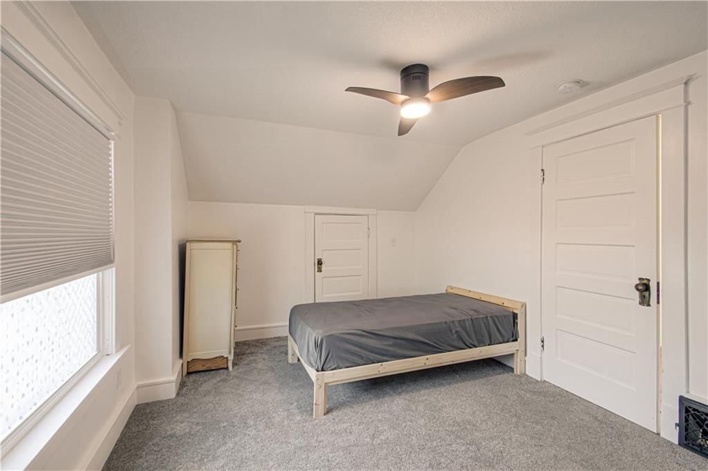 3008 E Linwood Boulevard — photo 37