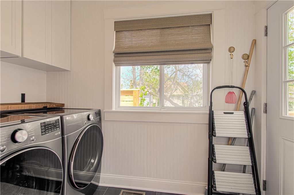 3008 E Linwood Boulevard — photo 38