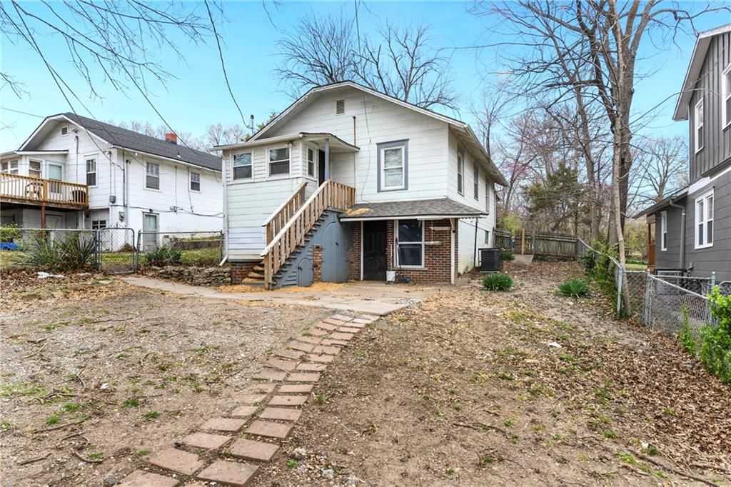 1909 E 84TH Street — photo 16