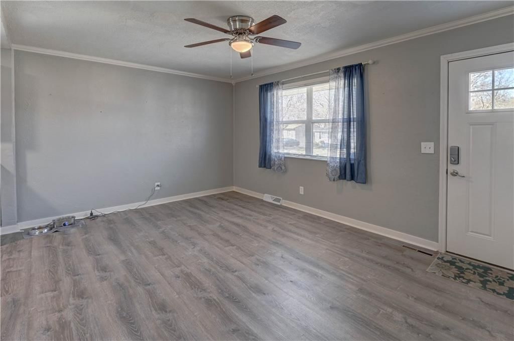 8031 NE 50 Street — photo 5