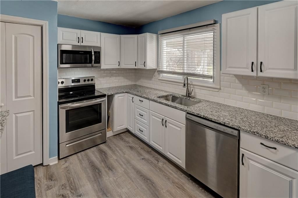 8031 NE 50 Street — photo 12
