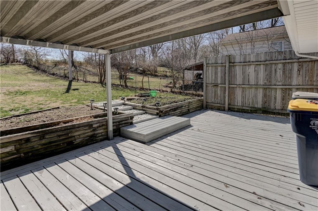 8031 NE 50 Street — photo 39