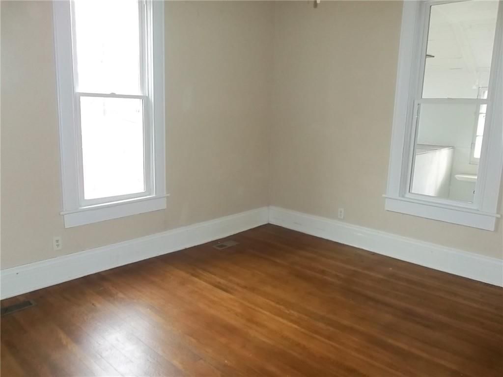229 W 3rd Street — photo 12