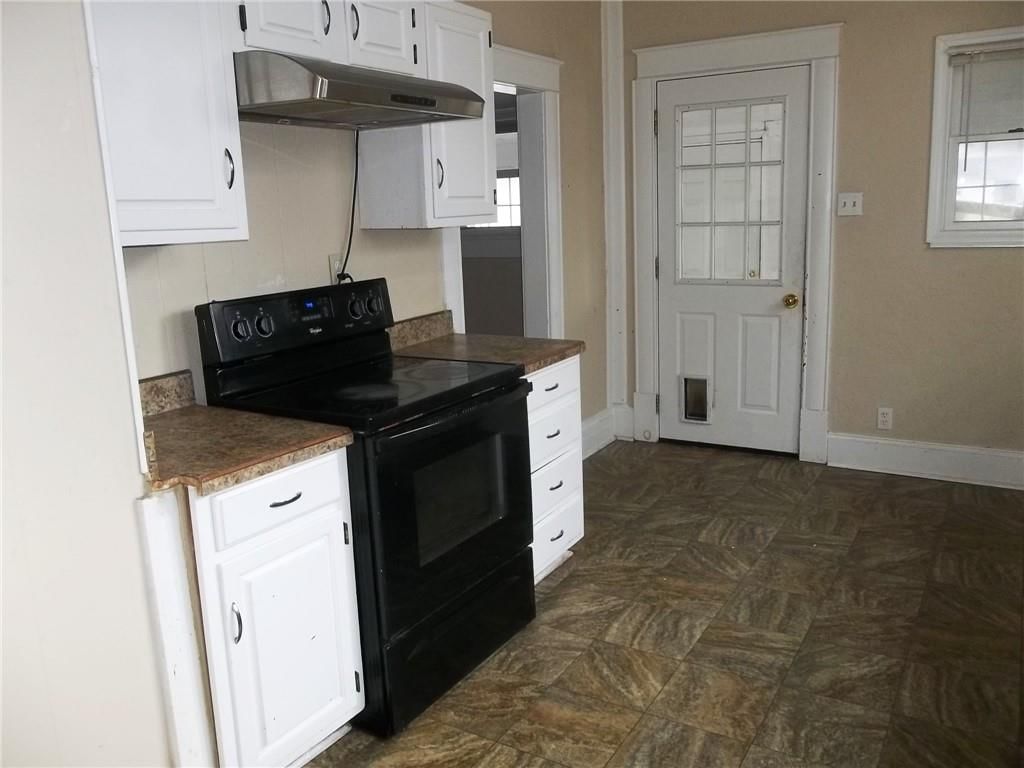 229 W 3rd Street — photo 17