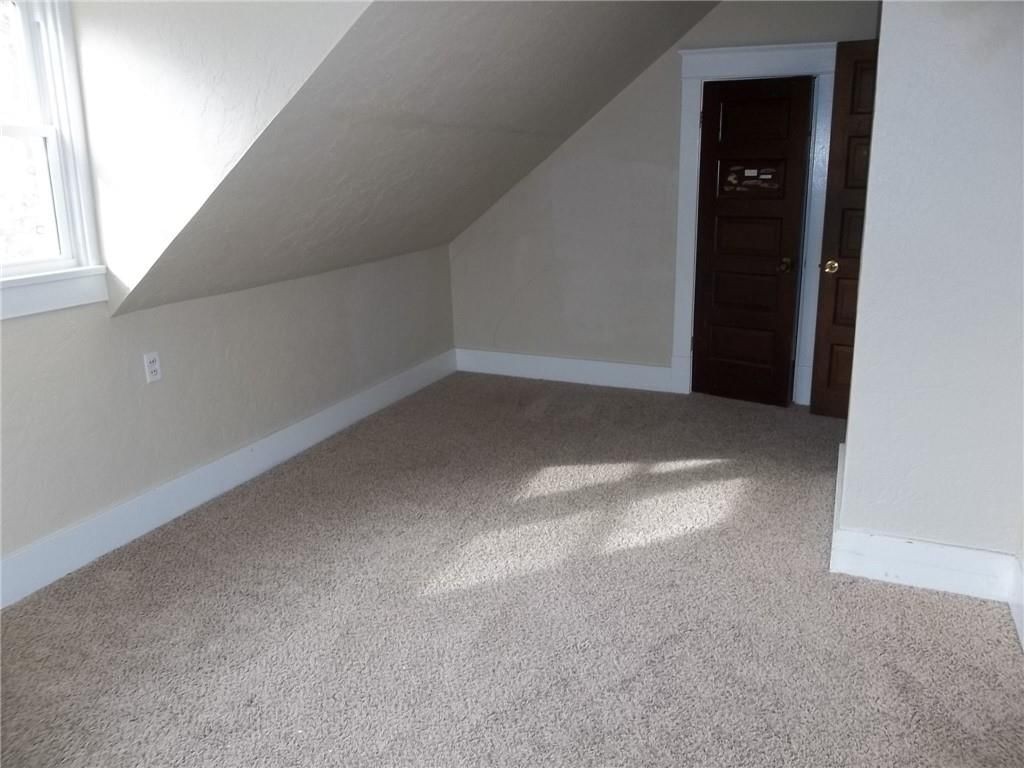 229 W 3rd Street — photo 21
