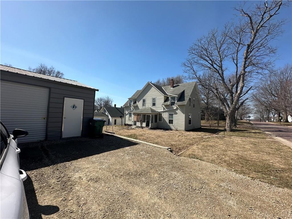 236 N Liberty Street — photo 5