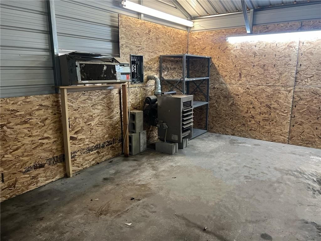 236 N Liberty Street — photo 8