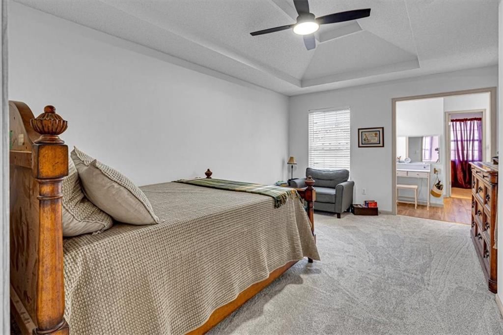 8025 N Lawn Avenue — photo 17