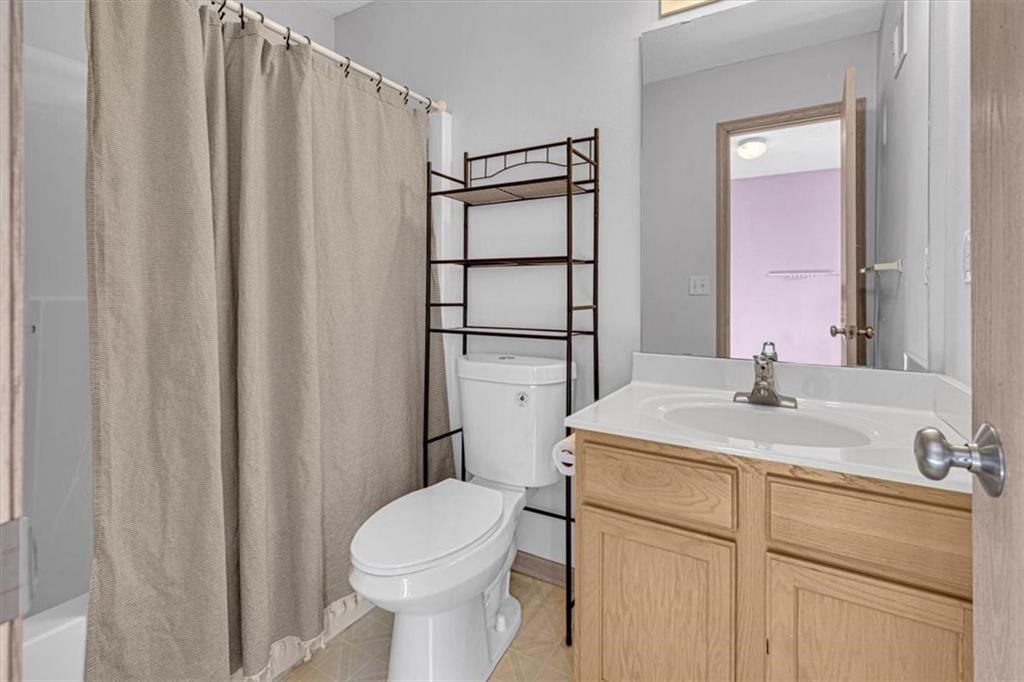 8025 N Lawn Avenue — photo 27