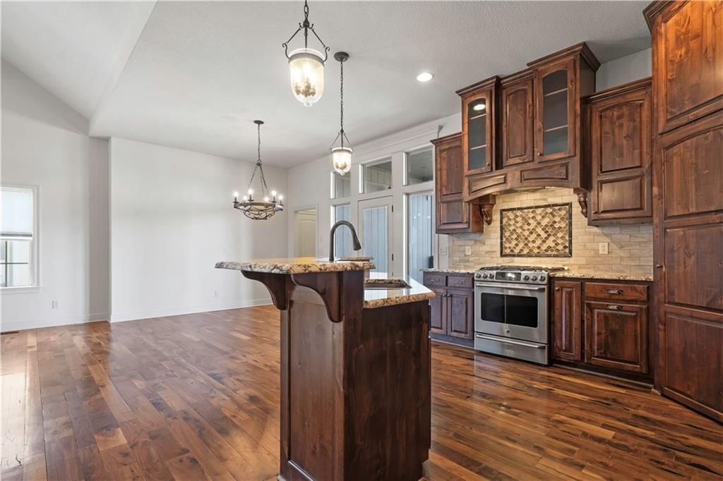 1248 SW Wysteria Drive — photo 11