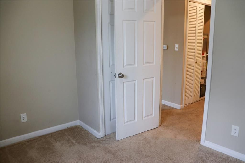 1805 Miller Drive — photo 8