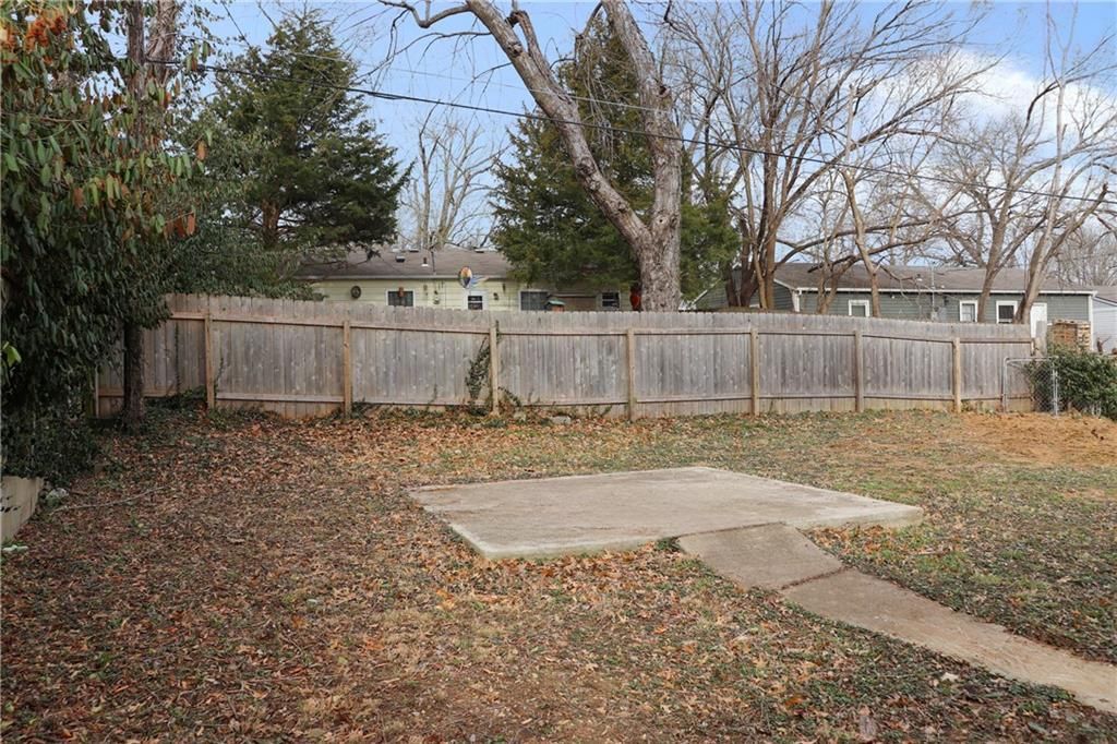 1805 Miller Drive — photo 16
