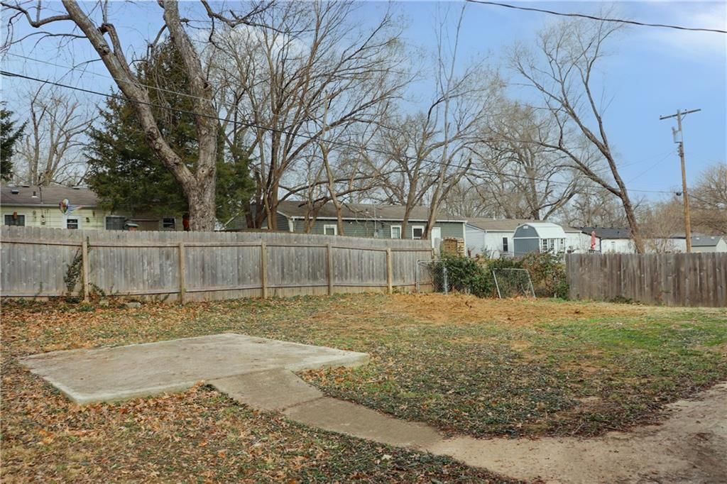 1805 Miller Drive — photo 17