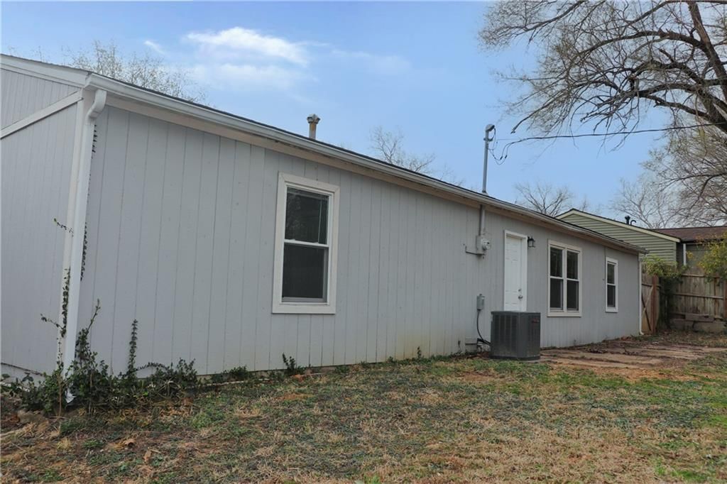 1805 Miller Drive — photo 20