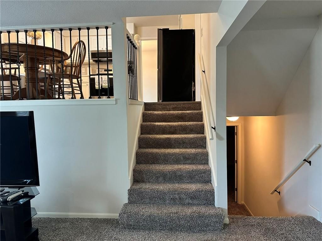5026 Stearns Street — photo 16
