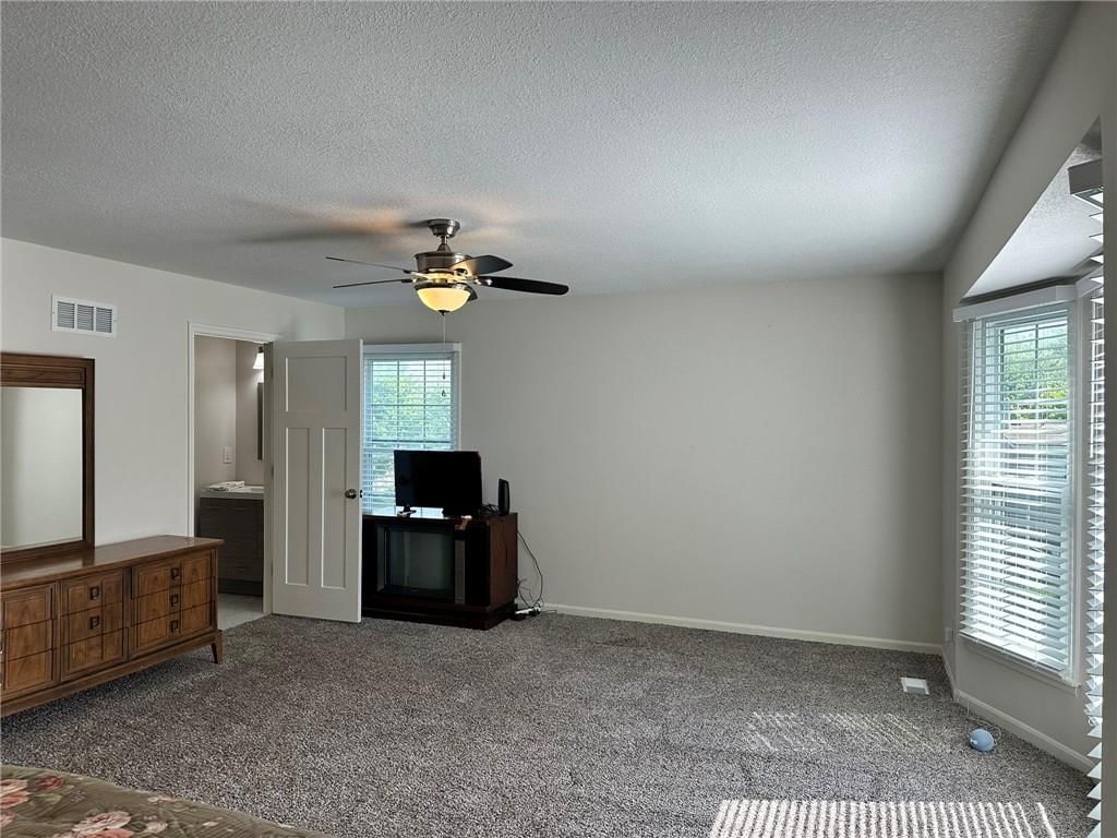 5026 Stearns Street — photo 35