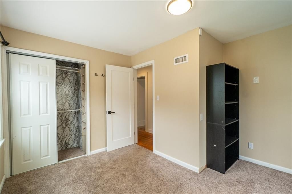 8102 Oldham Road — photo 21