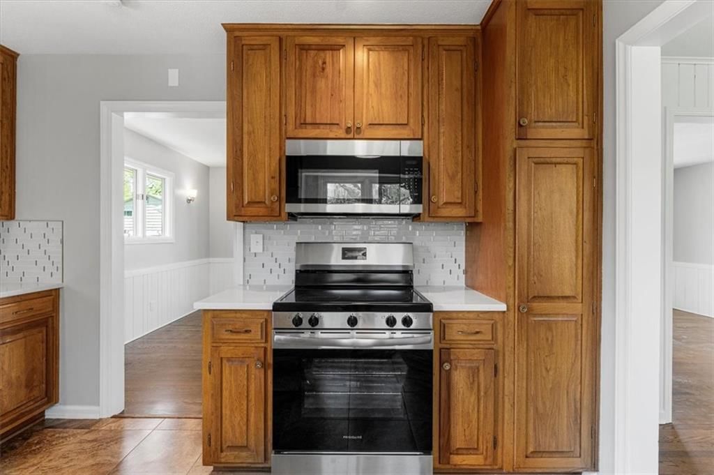 6715 N Woodland Avenue — photo 16