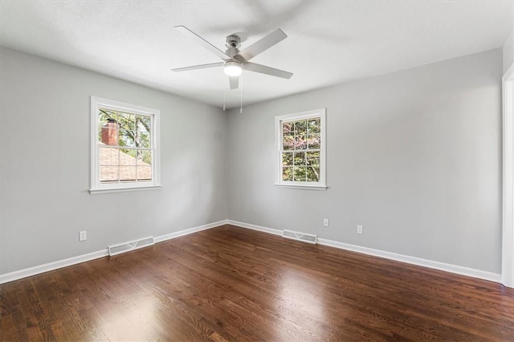 6715 N Woodland Avenue — photo 22