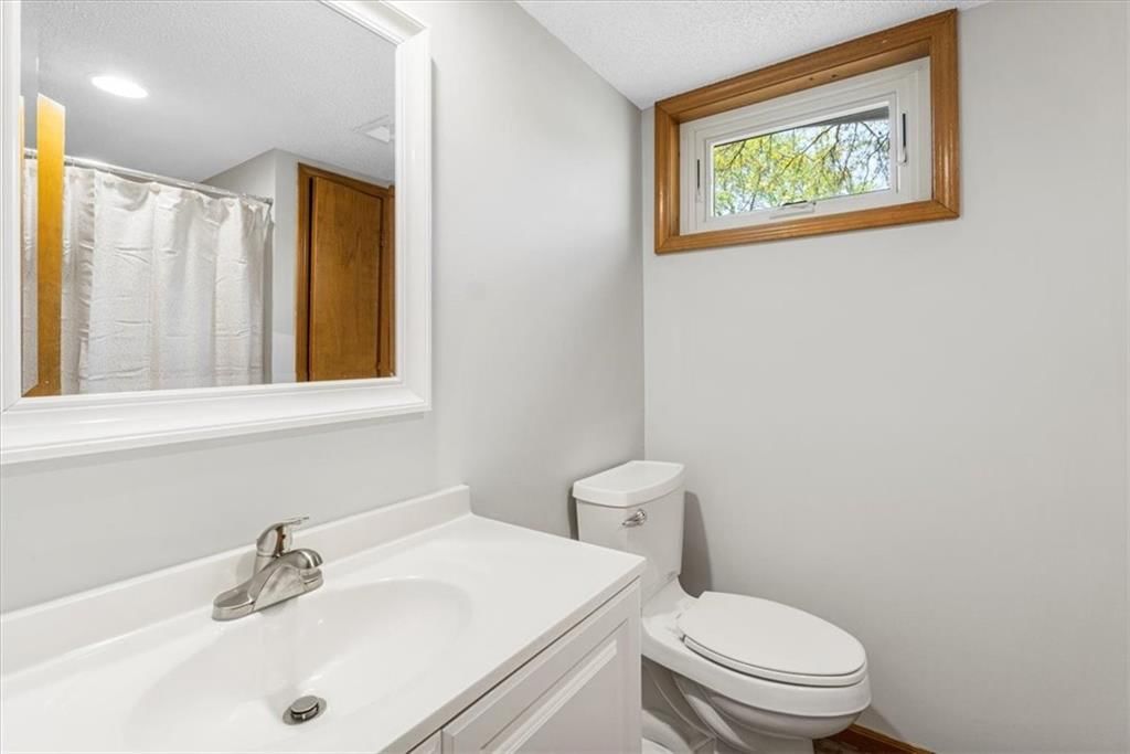6715 N Woodland Avenue — photo 34