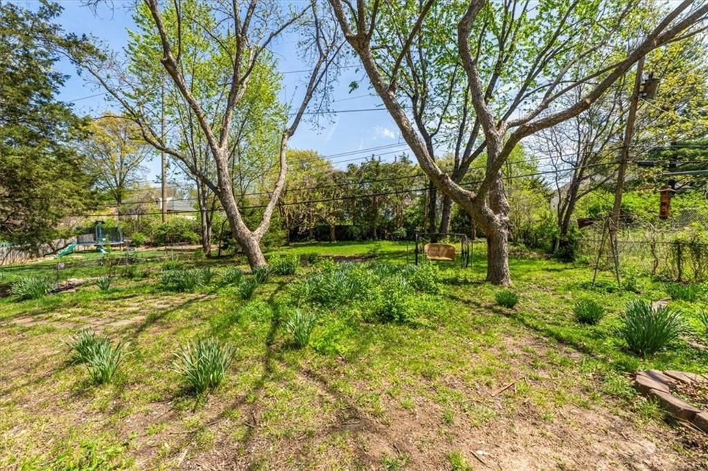 6715 N Woodland Avenue — photo 38