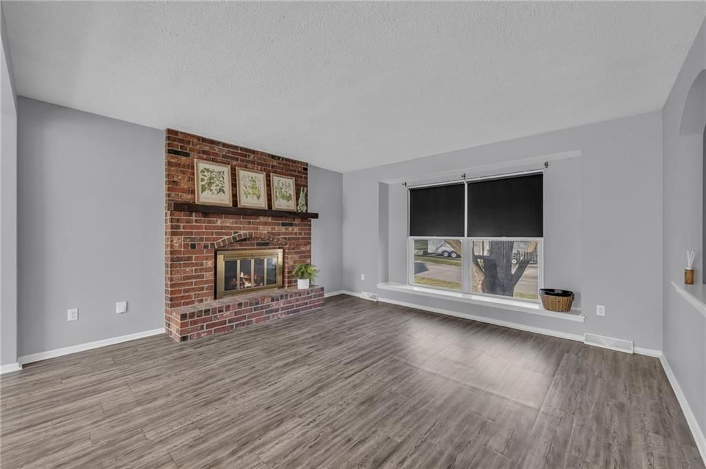 1419 N Holland Drive — photo 9
