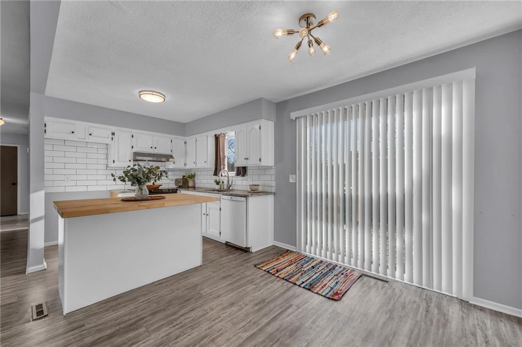 1419 N Holland Drive — photo 11