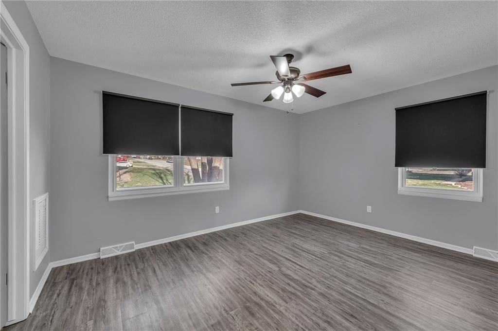 1419 N Holland Drive — photo 15