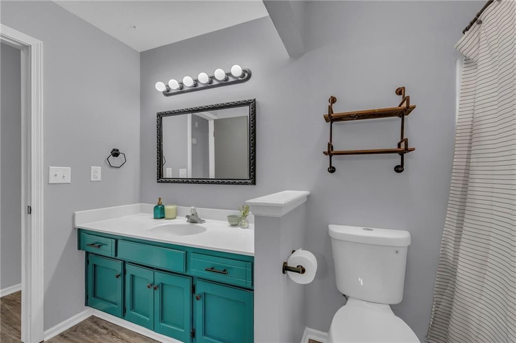 1419 N Holland Drive — photo 18