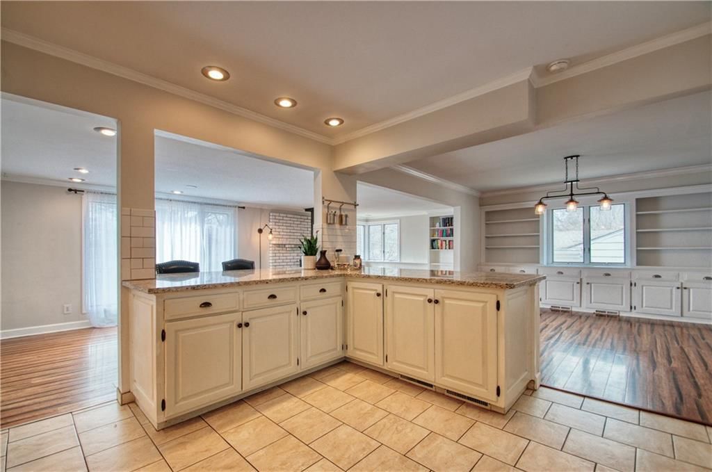 1001 W 97TH Street — photo 10
